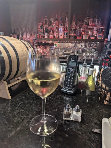 Nosh Restaurant and Wine Lounge photo 2